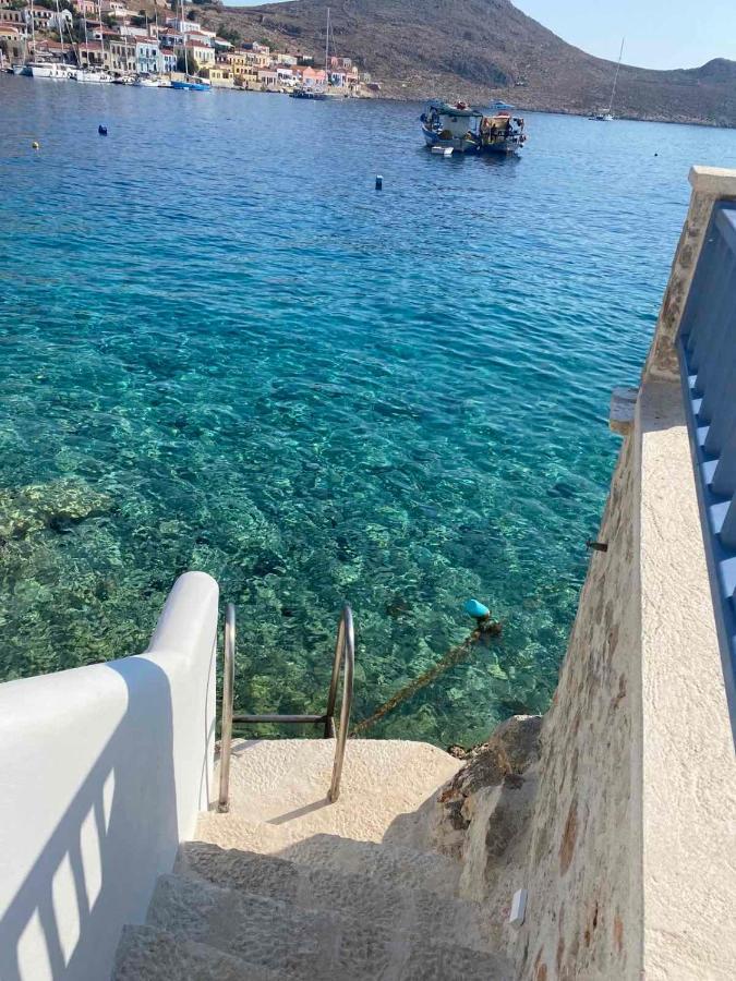 Halki Sea Breeze - A Waterfront Villa Exterior foto