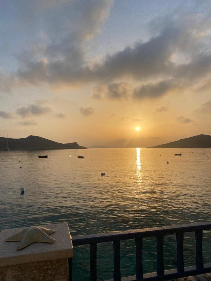 Halki Sea Breeze - A Waterfront Villa Exterior foto