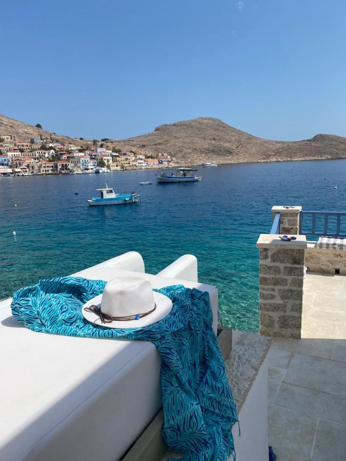 Halki Sea Breeze - A Waterfront Villa Exterior foto