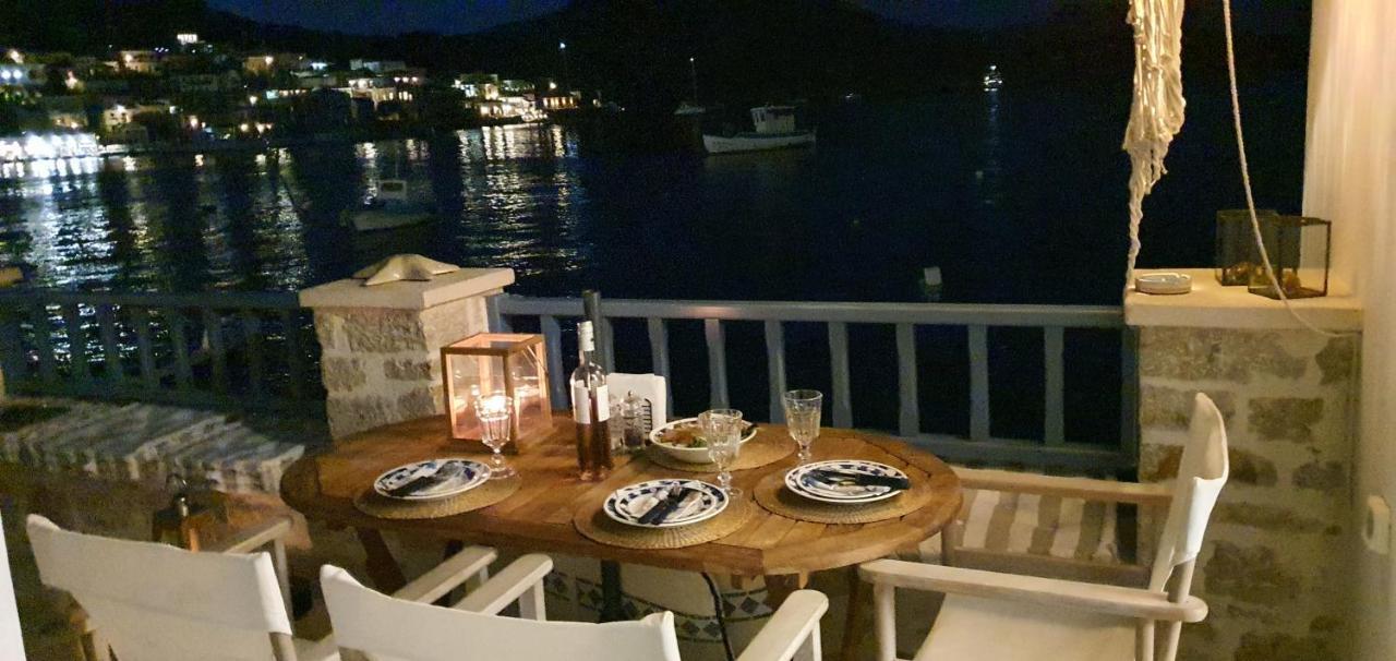 Halki Sea Breeze - A Waterfront Villa Exterior foto